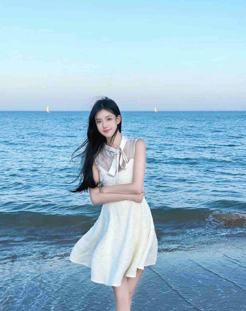 Qiqi Gallery