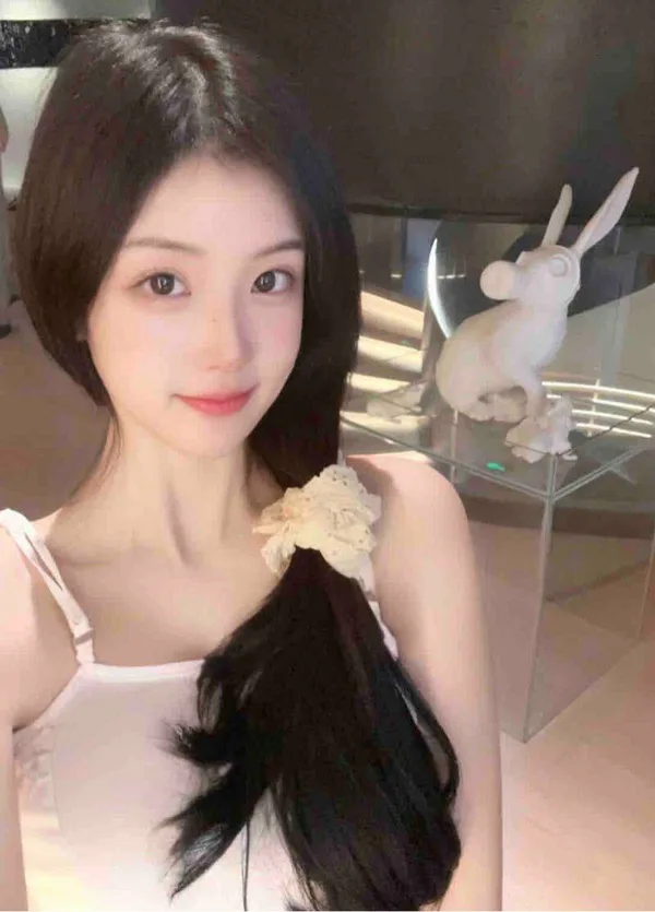 Qiqi Profile Photo