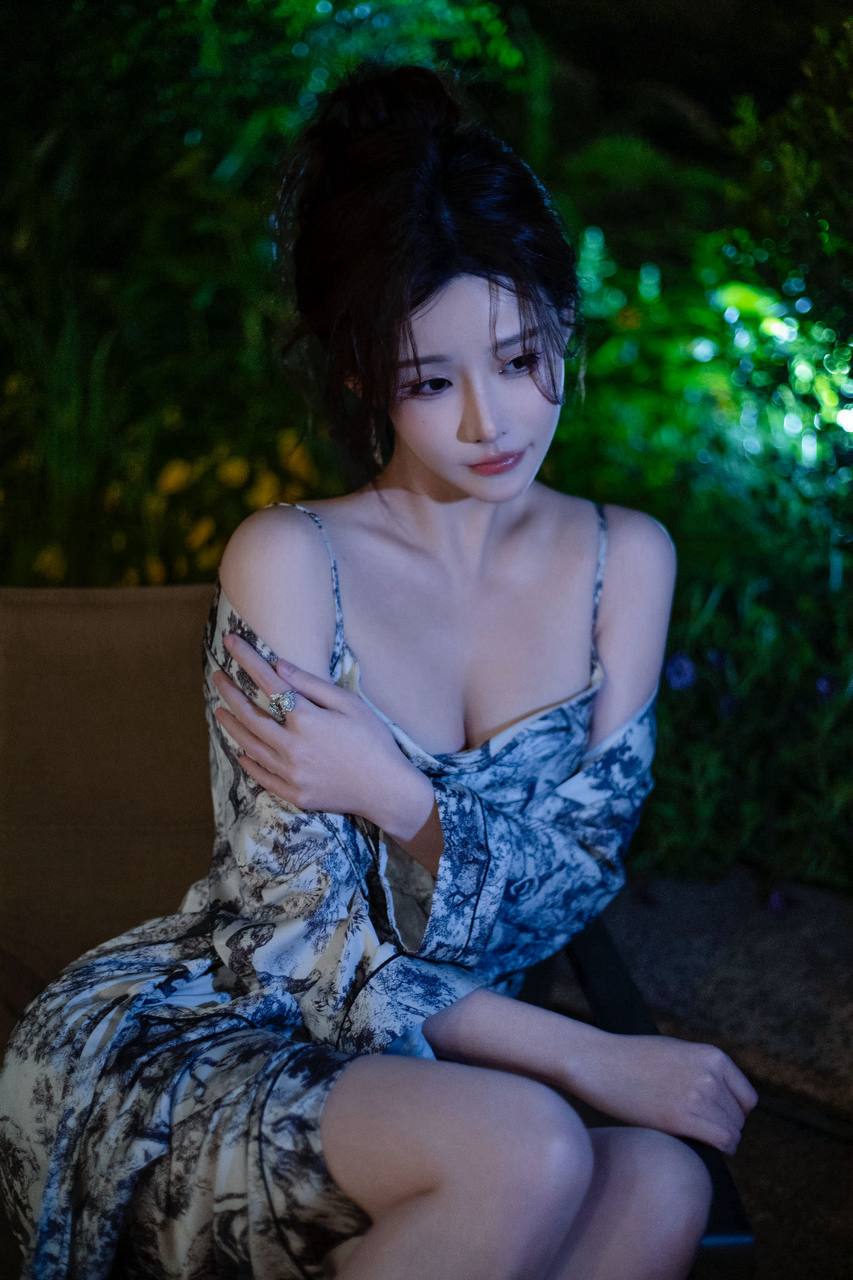 Jiayi Gallery